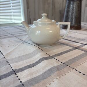 Vintage Hall China Teapot